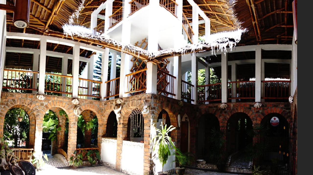 Mangga Lodge Bira Exterior foto